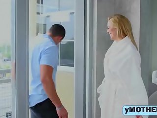Beautiful teen Kelly Greene helps mother Cherie DeVille achieve real orgasm-1080-1